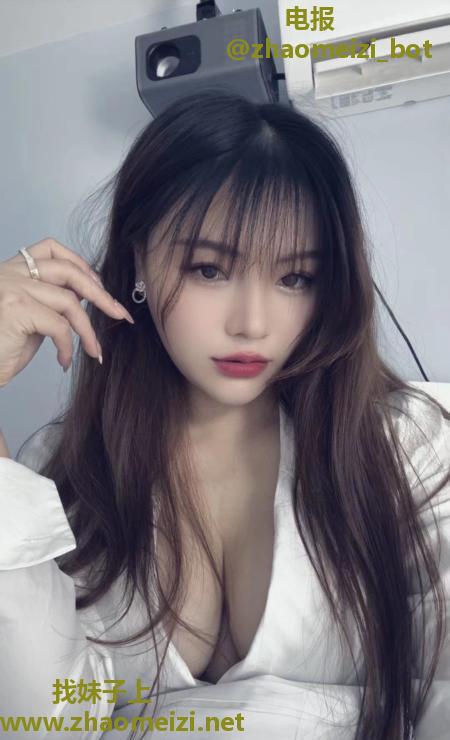 妩媚小姐姐
