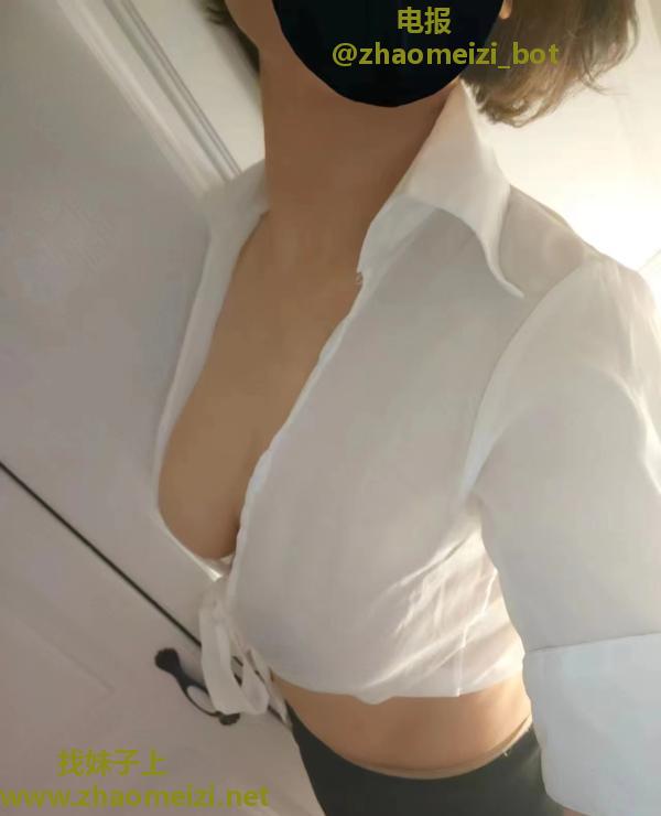 玄武区苗条骚少妇