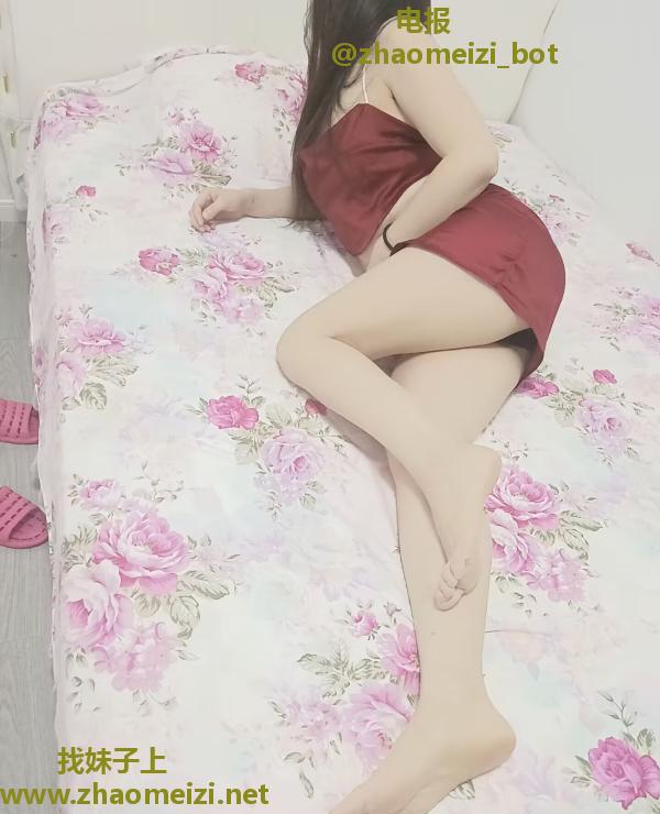 莹莹老师倒立口爆