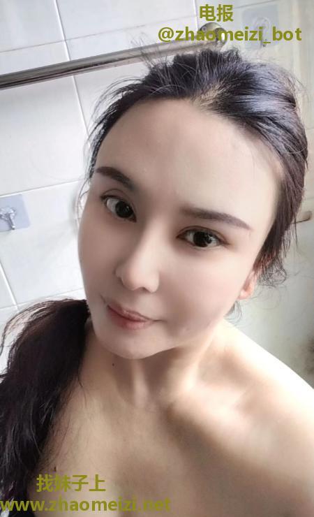岛内莉莉老师