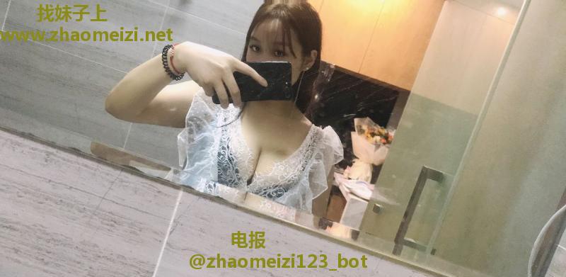 童颜巨乳允儿