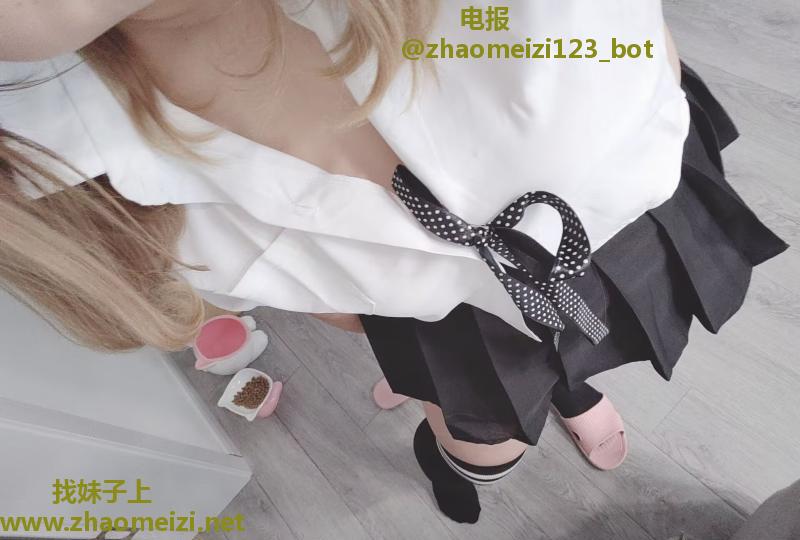 微坦克安安口活巨佳
