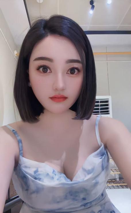 南阳大胸老师梅梅