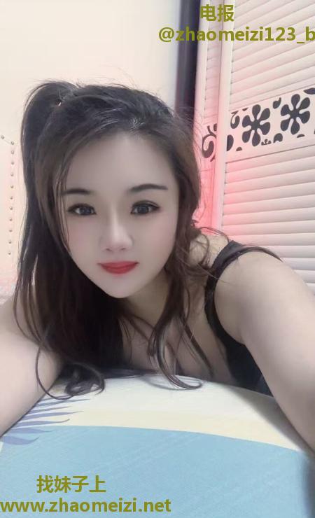 温柔大胸妹