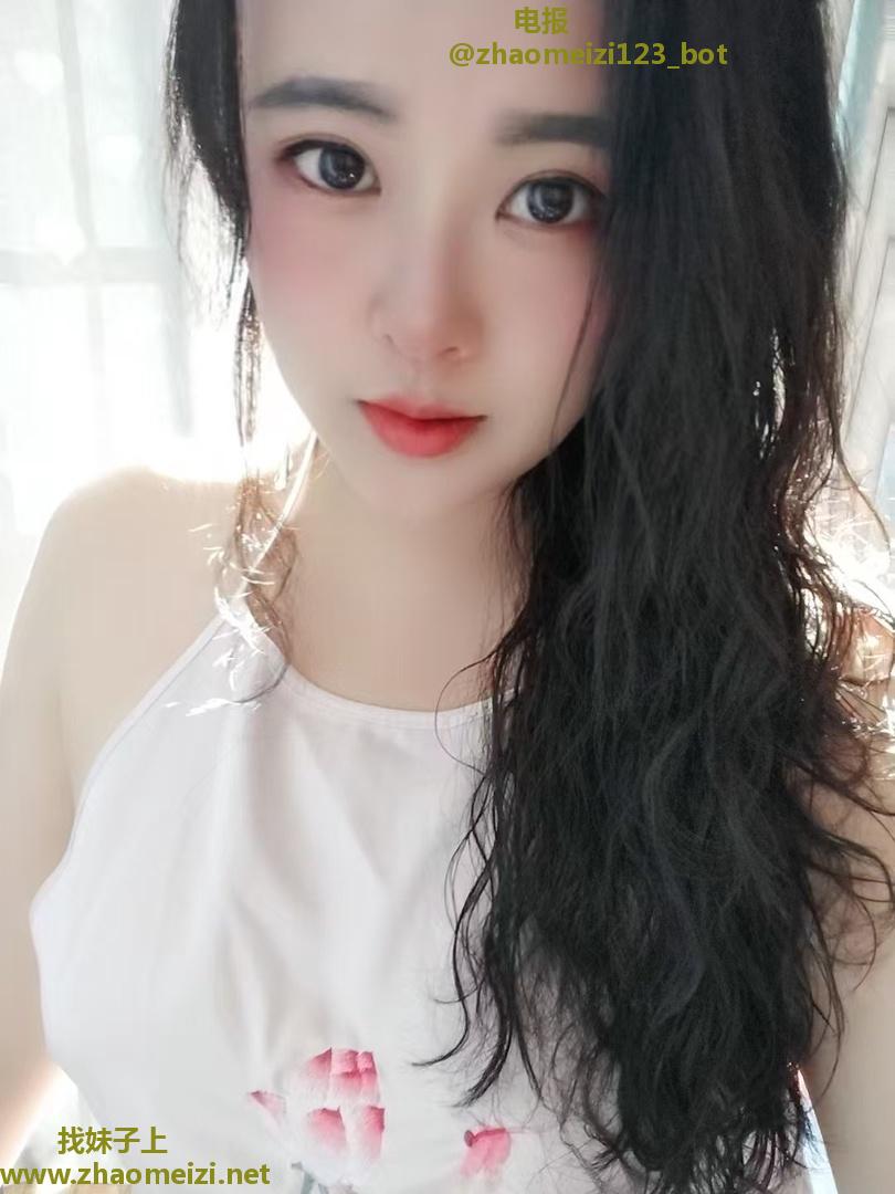 朝阳苗寨小妹