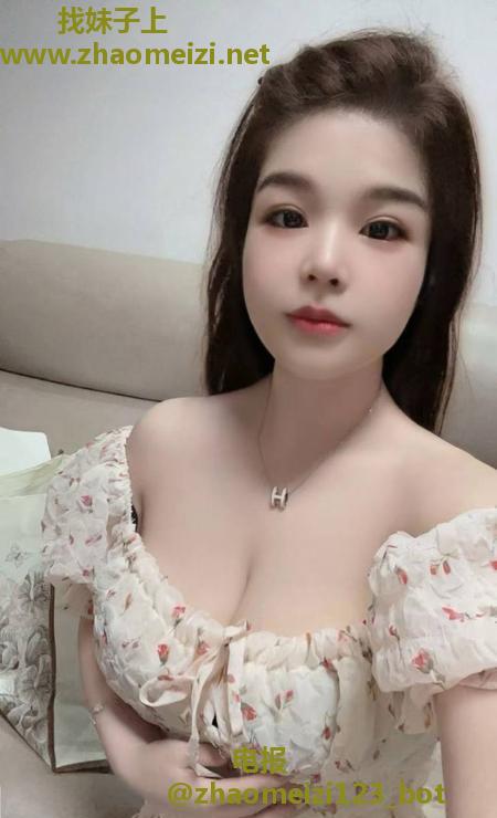 海珠巨乳甜美老师
