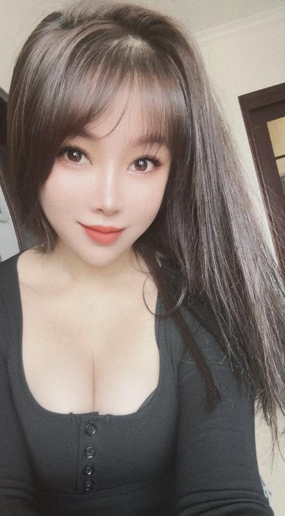 天河大胸小鱼