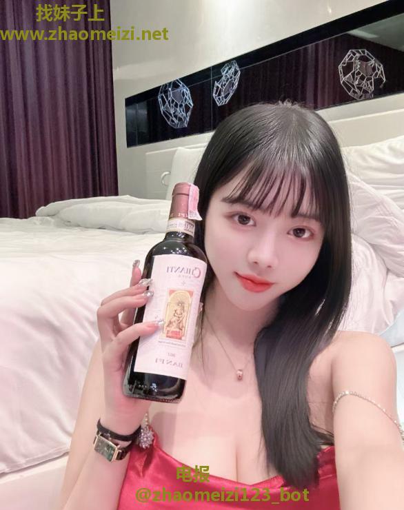 颜值嫩妹杉杉老师
