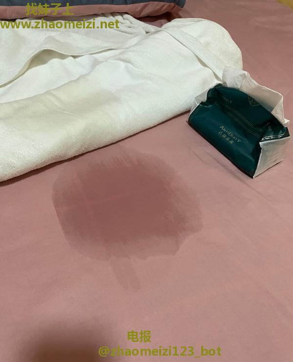 潮喷瑜伽女贝贝