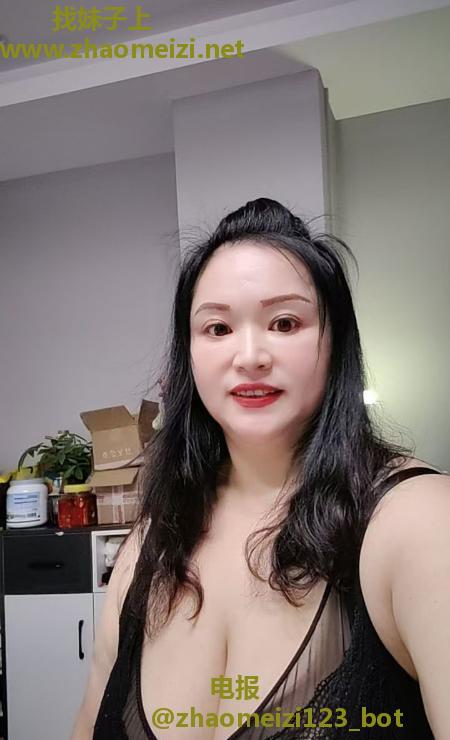宝安后入巨乳