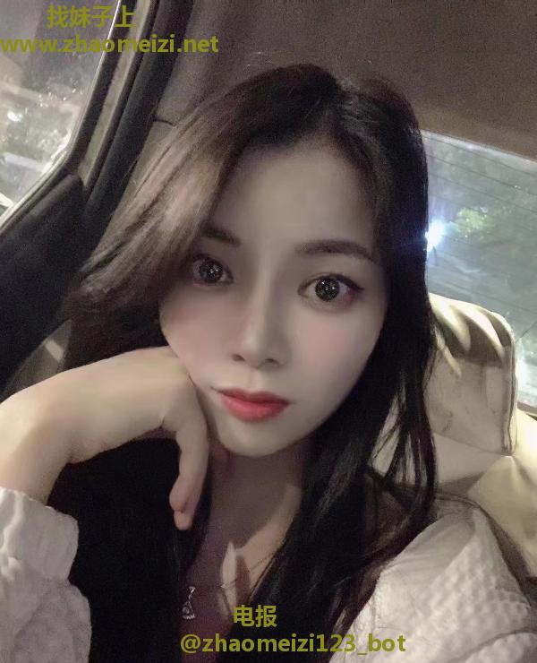 高个性感美女