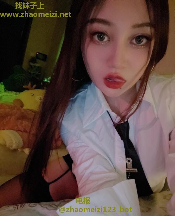 和平美女小红