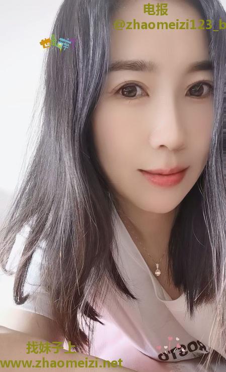 开发区美足美腿少妇