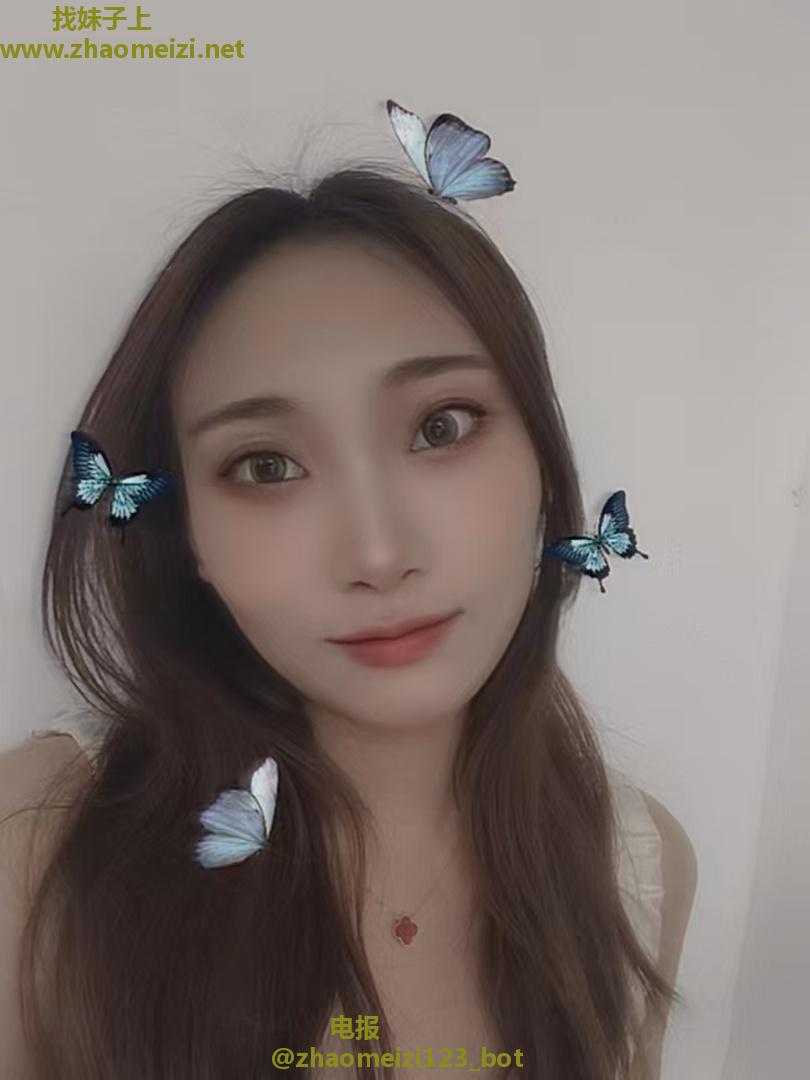 丰满紧致小姐姐