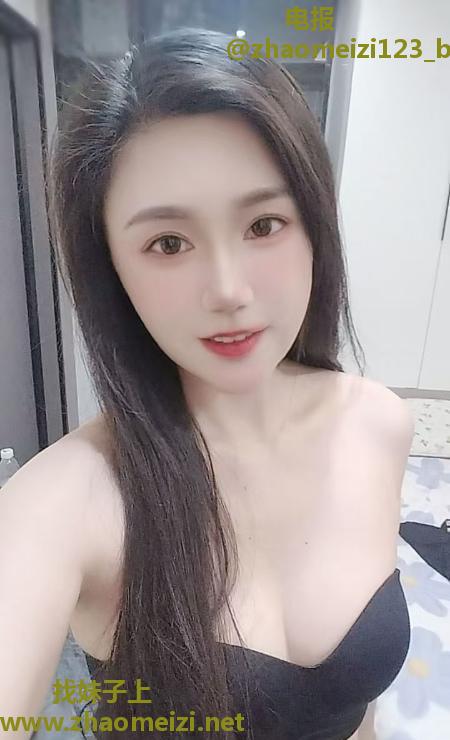 温柔小姐姐白云苏曼