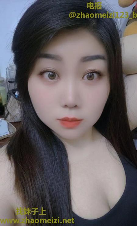 三刷巨乳衣衣