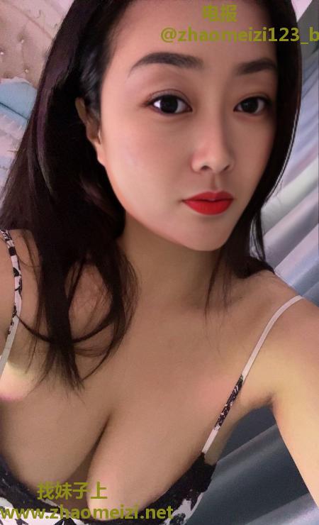 完美出击软糯妹子