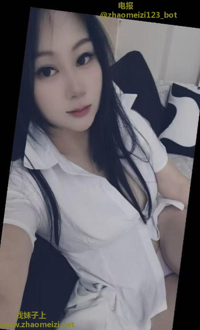 火辣身材的笑笑