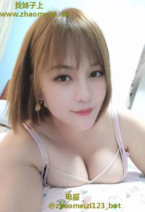 黄岛天然大胸妹