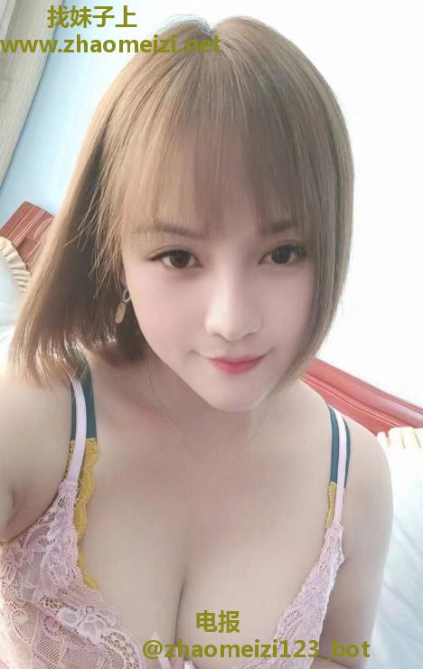 黄岛天然大胸妹