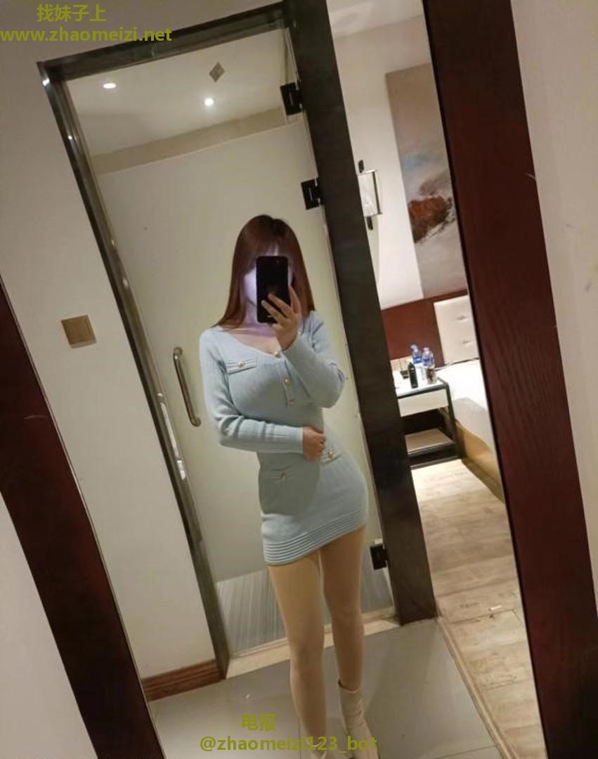 顺德童颜巨乳小苹果