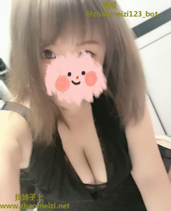 闵行大胸妹子