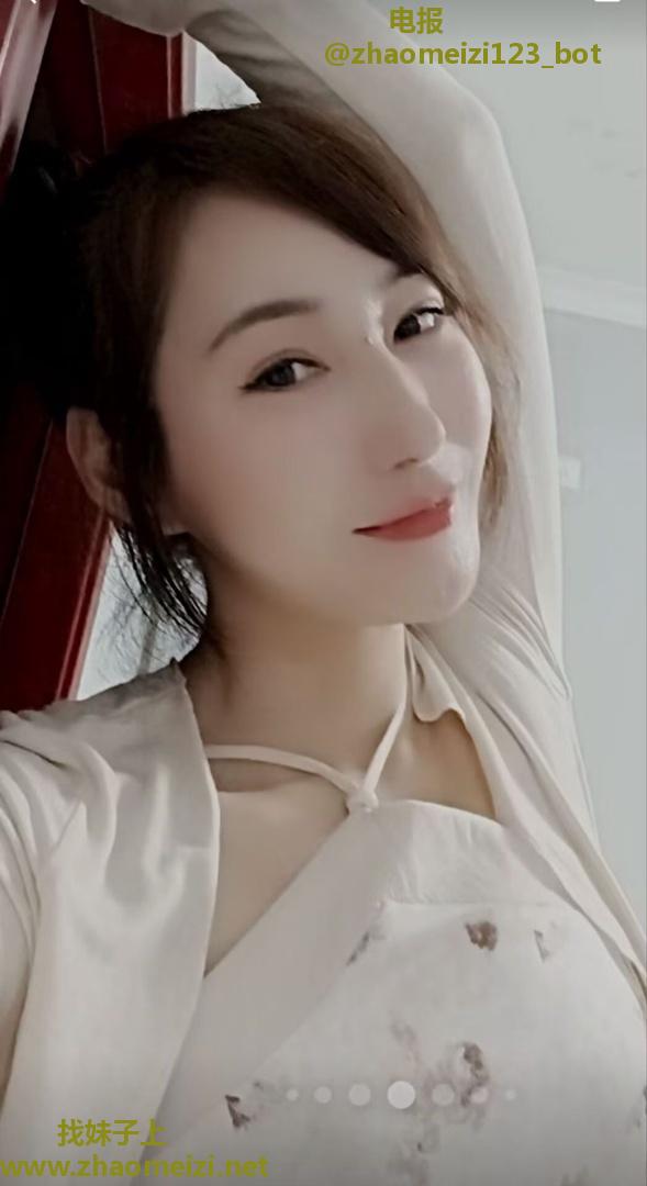 坪山长腿少妇