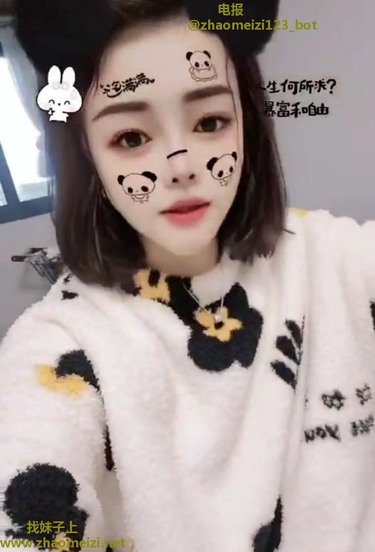 少妇感拉满的小姐姐