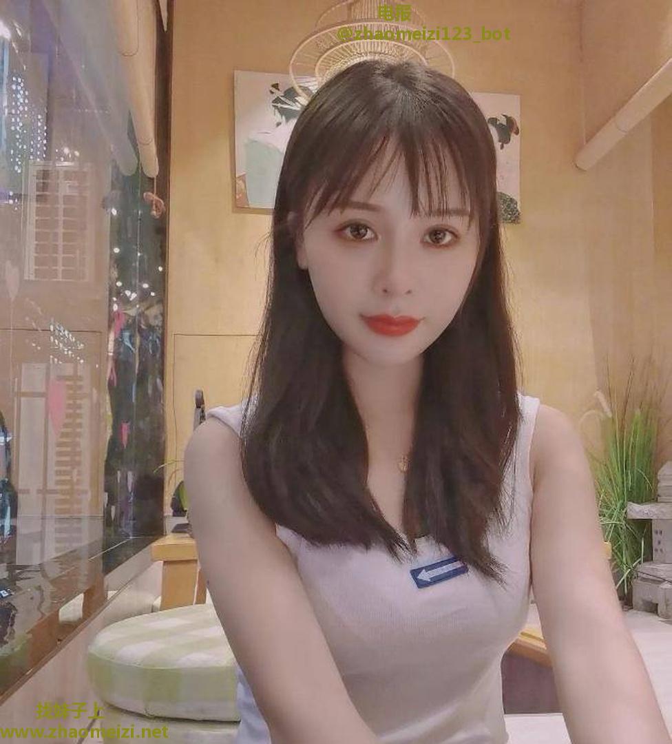 身材俱佳服务女王