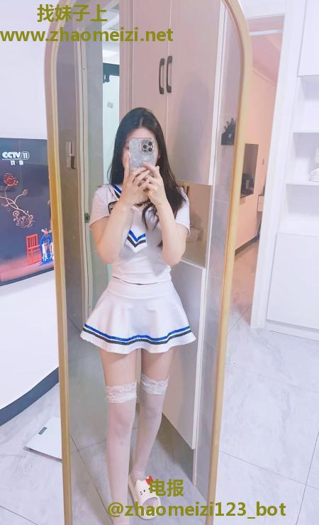 苗条细腰淑女晚晚