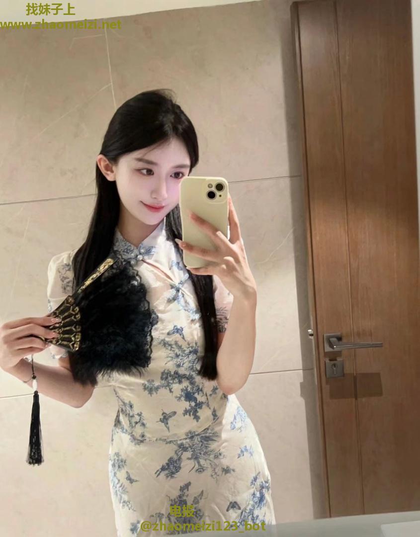 浦东旗袍骚逼嫩妹兼职