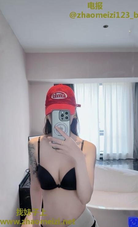 性价比超高美女铭铭