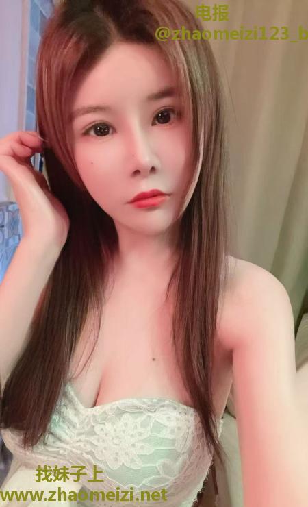 大胸美女媛媛