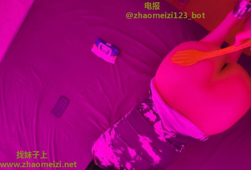 骚熟大长腿