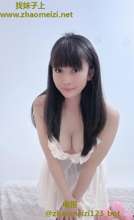 风骚肥臀妹子