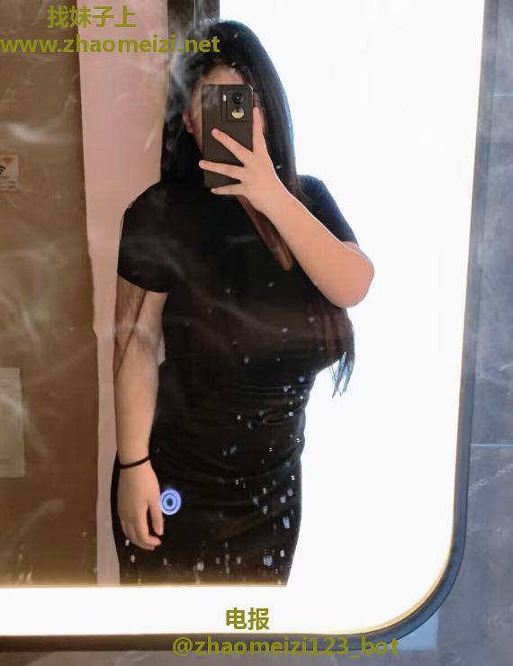 童颜巨乳bbw