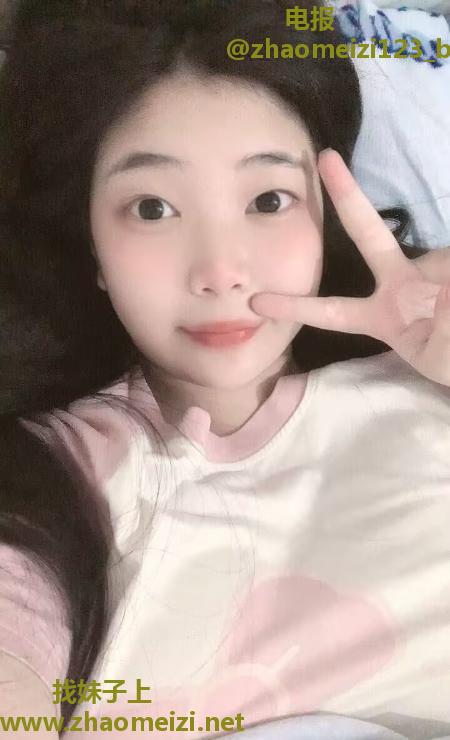 童颜巨乳bbw