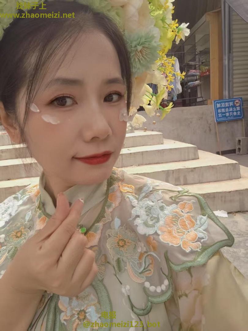 性感女神EE