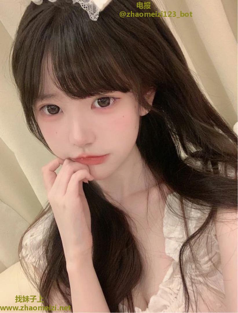 清纯可爱超嫩女高