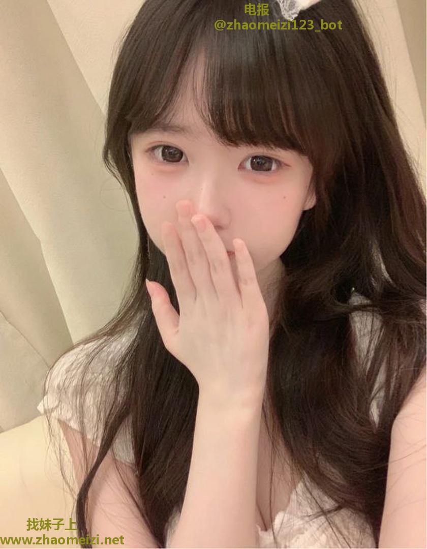 清纯可爱超嫩女高