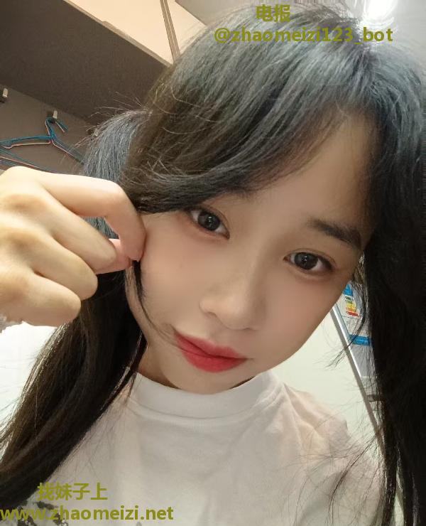 海珠萝莉妹