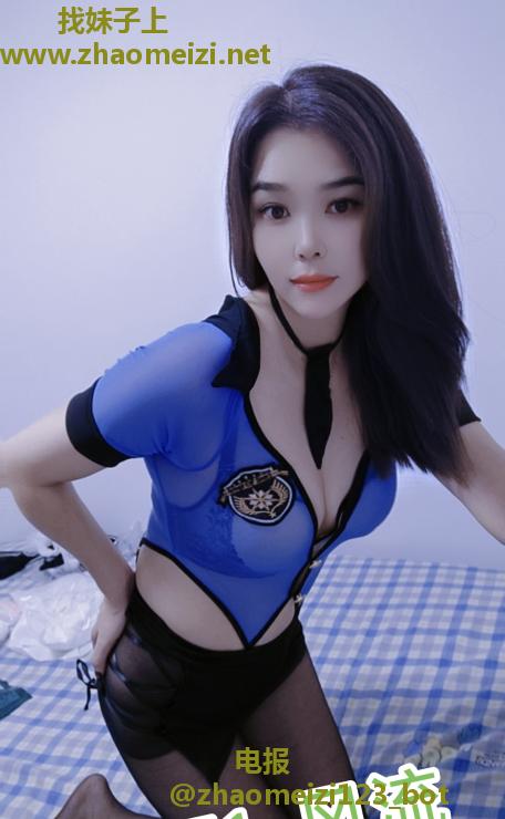 西丽熟女翘臀小薇