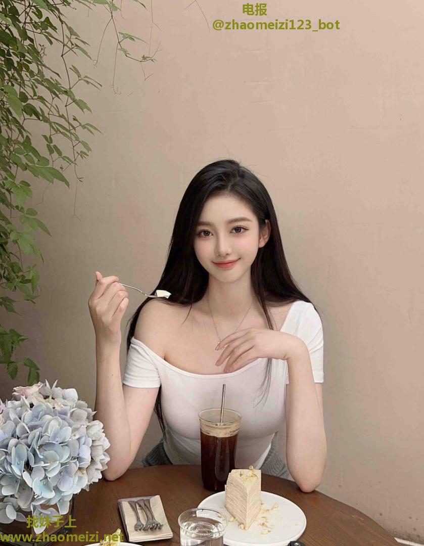 大屁股又圆又翘