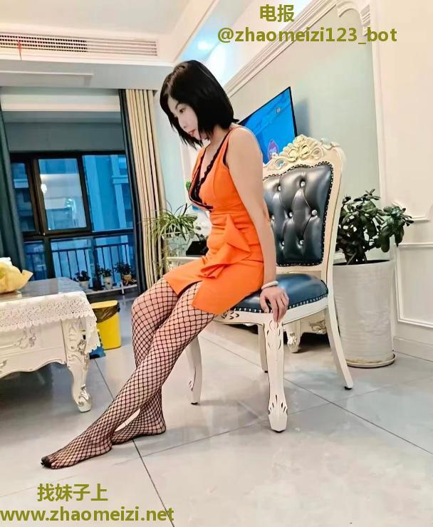 合肥黑丝长腿骚妇