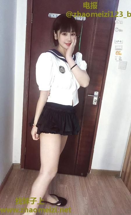 海珠乐莹低调美女