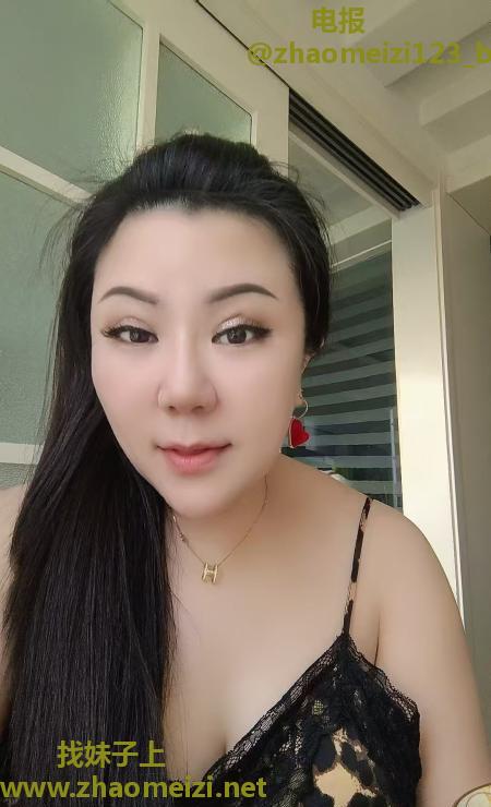 兰州大胸轻熟女