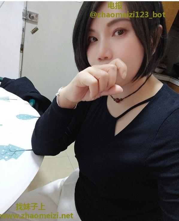 晓港山山