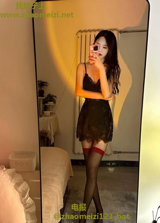 蜀山黑丝美腿