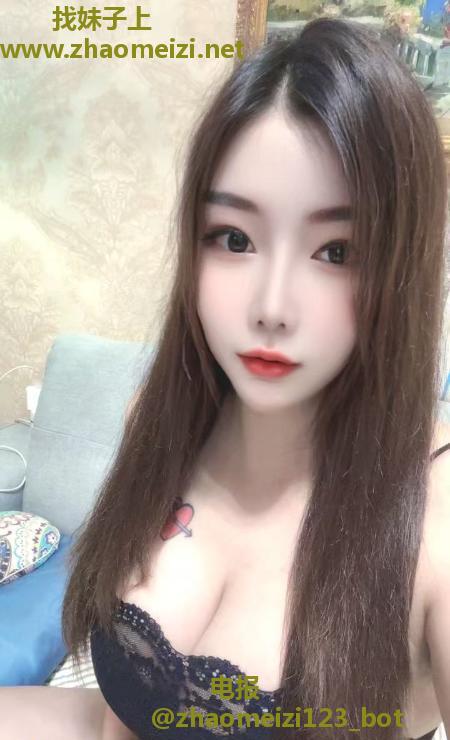 身材颜值俱佳欣欣