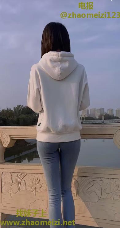 松江长腿美女瑶瑶